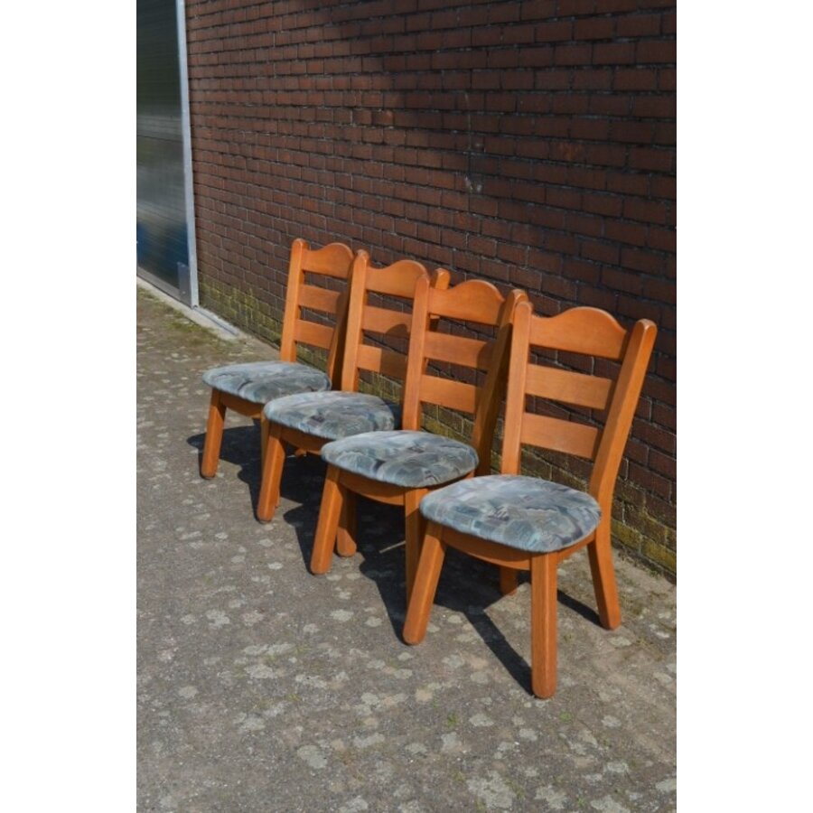 Set van 4 blank eiken stoelen met stoffen zitting-2