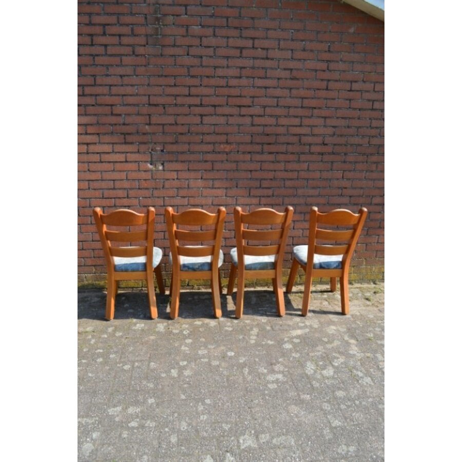 Set van 4 blank eiken stoelen met stoffen zitting-8