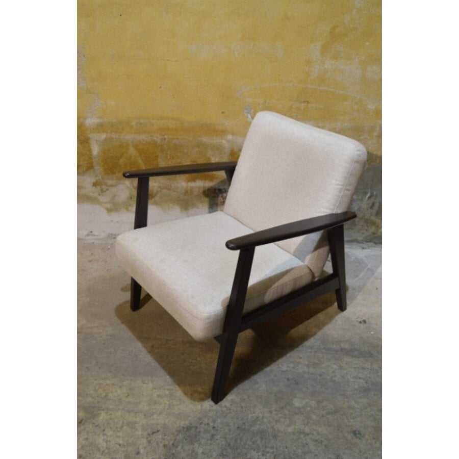 IKEA EKENÄSET fauteuil met Scandinavische retro look-6