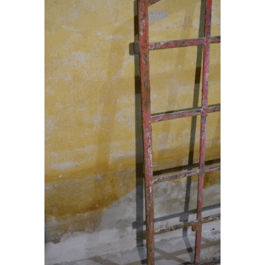 Gietijzeren boograam frame met industriële uitstraling-8