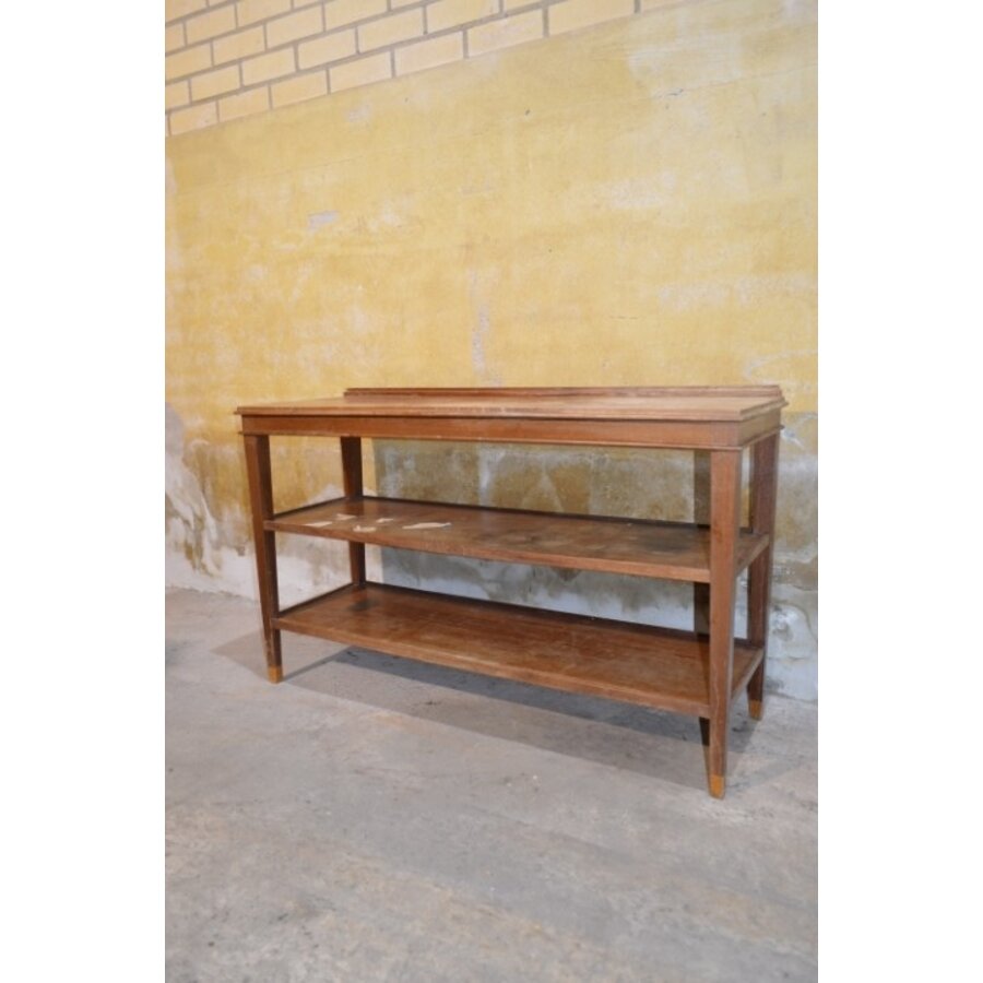 Antieke Franse mahoniehouten sidetable met drie niveaus-6