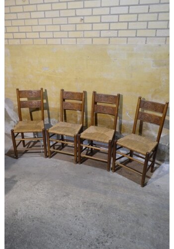 4 Oud hollandse eiken stoelen 
