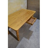 thumb-Massief grenen eettafel met lade en gedraaide poten-4