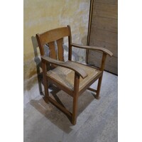 thumb-Eiken armstoel met biezen zitting in Amsterdamse School stijl-4