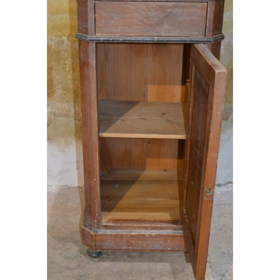 Antiek grenen Biedermeier nachtkastje met lade circa 1870-7