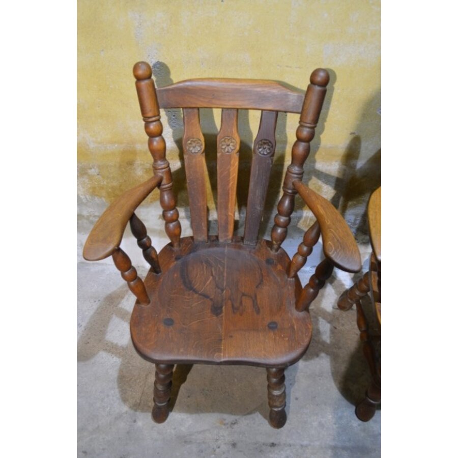 Robuuste massief eiken armstoelen jaren 50 set van 2-3