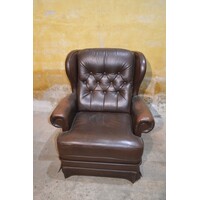 thumb-Leren Chesterfield oorfauteuil donkerbruin met gecapitonneerde rugleuning-1