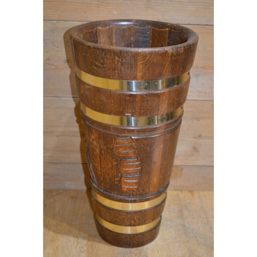 Klassieke eikenhouten paraplubak met messing banden-1