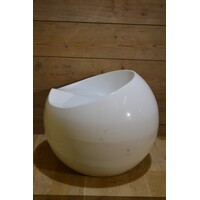 thumb-Witte Ball Chair van Finn Stone van 100% gerecycled ABS-10