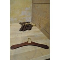 thumb-8 vintage houten kleerhangers met messing haken-3