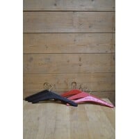 thumb-6 vintage kleerhangers met rood en zwart skai-5