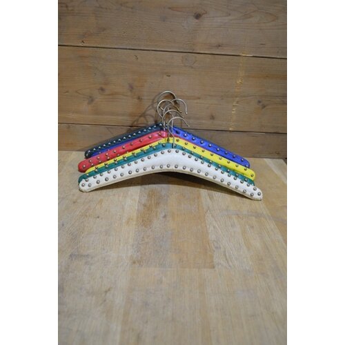 Retro kleerhangers 6x 