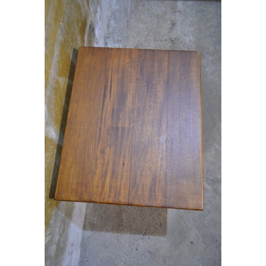 Massief mahonie houten bijzettafeltje-3