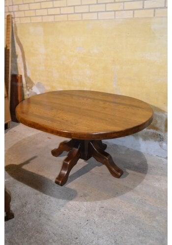 Eettafel ovaal massief eiken 