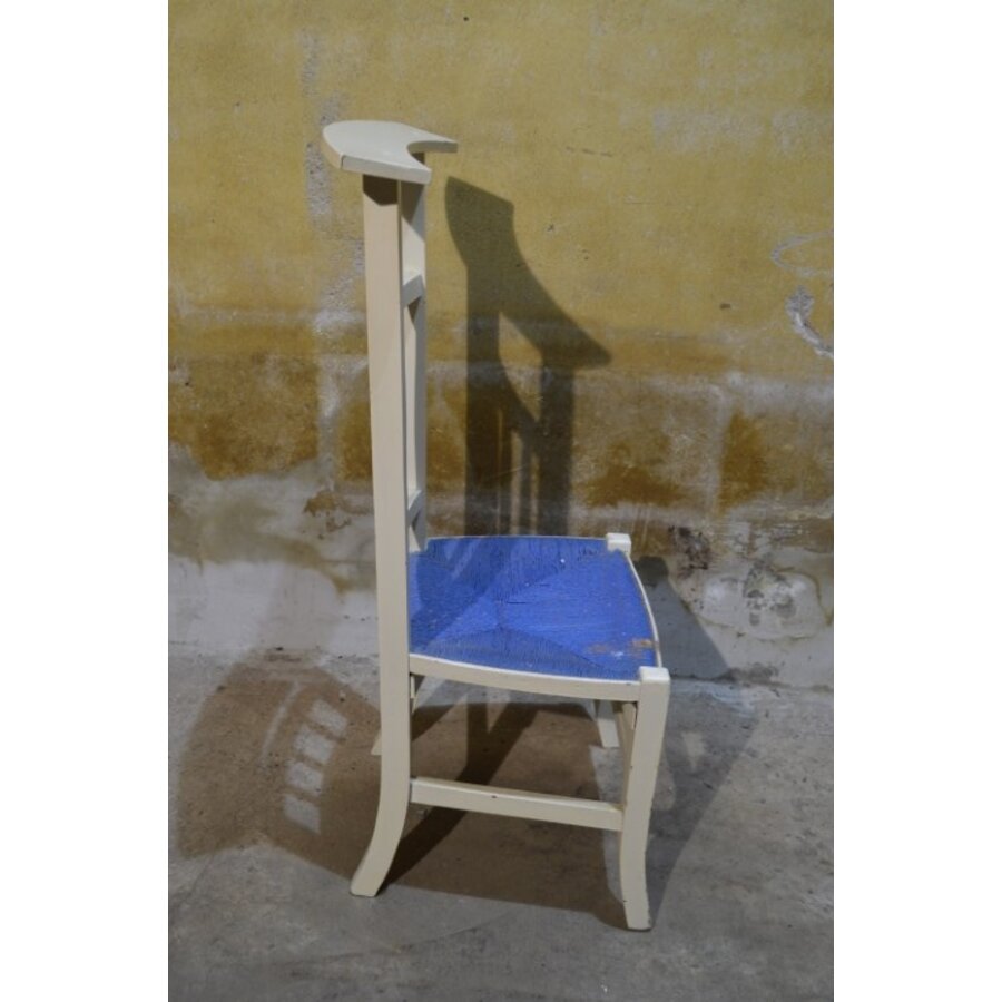 Vintage wit-blauw bidstoeltje-3