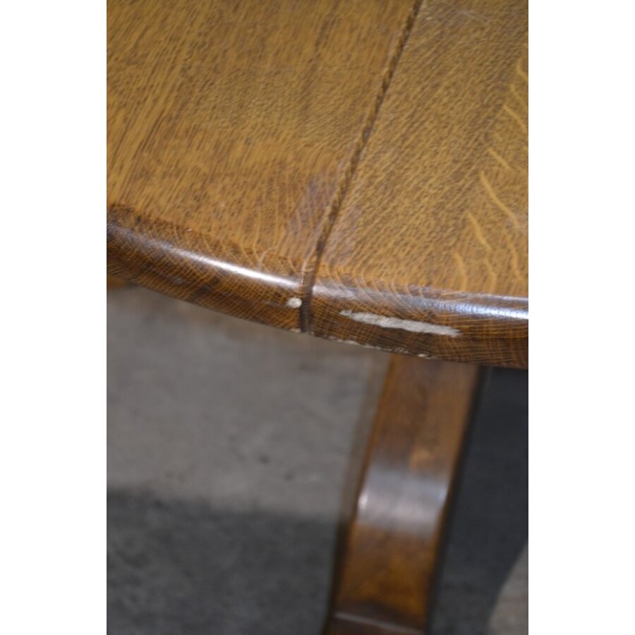 Oude ronde uitschuifbare massief donker eiken eettafel-2