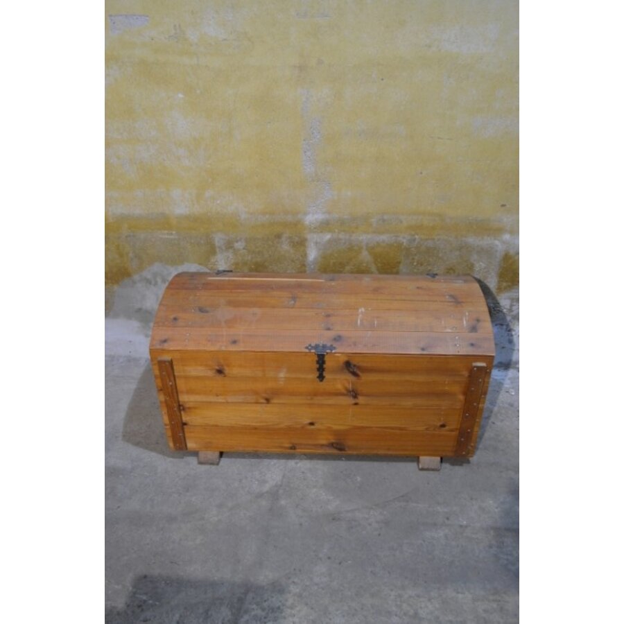 Vintage grenen houten dekenkist met klep-1