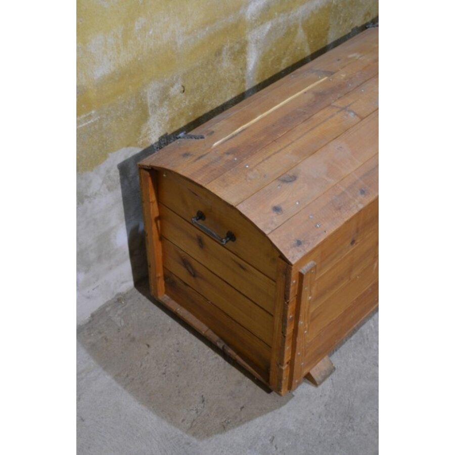 Vintage grenen houten dekenkist met klep-6