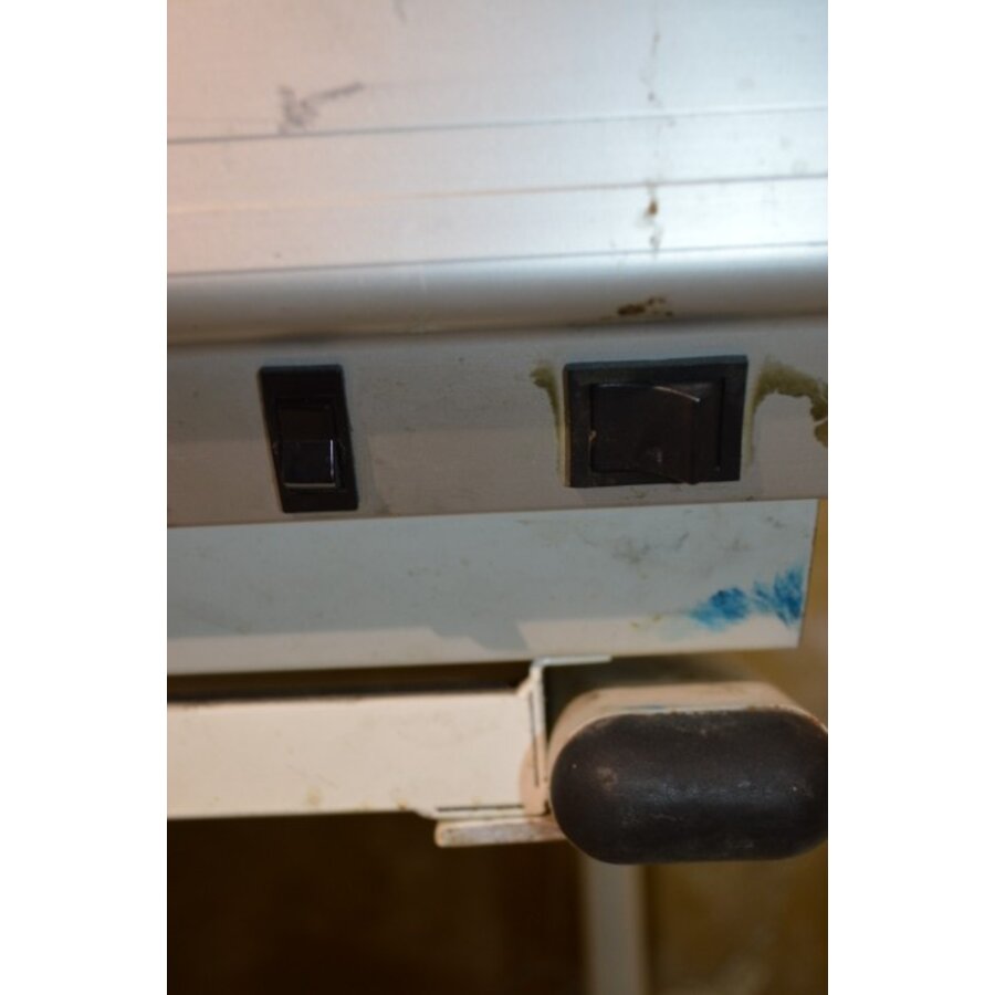 Eiri verstelbare tekentafel met lichtbak-6