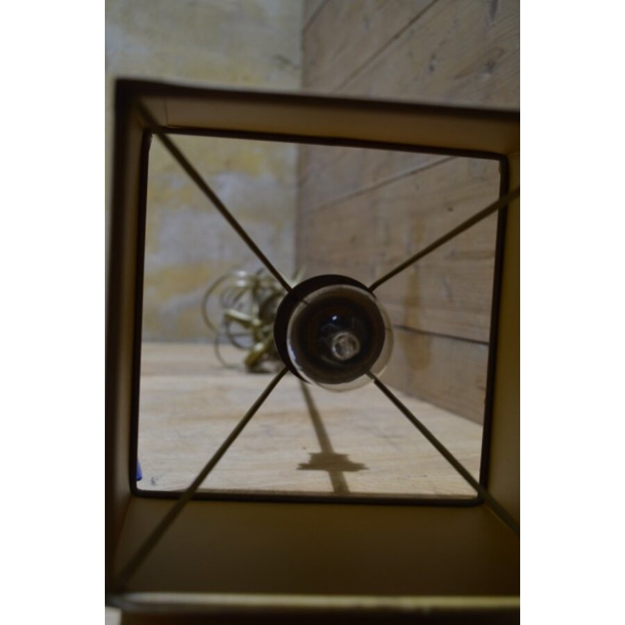 Design schemerlamp op hoge messing staander-8