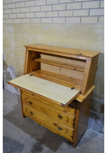Grenen schrijfbureau klep 