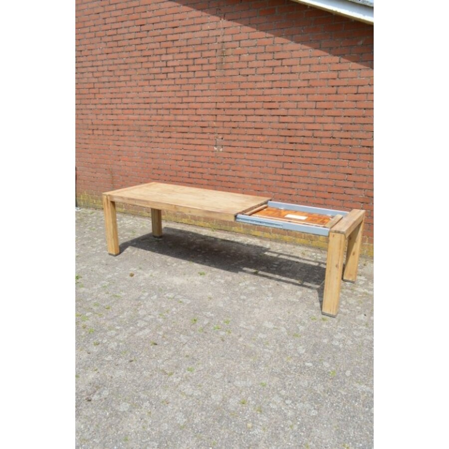 Massief teak uitschuifbare eettafel van Xooon met stoere used-look-5
