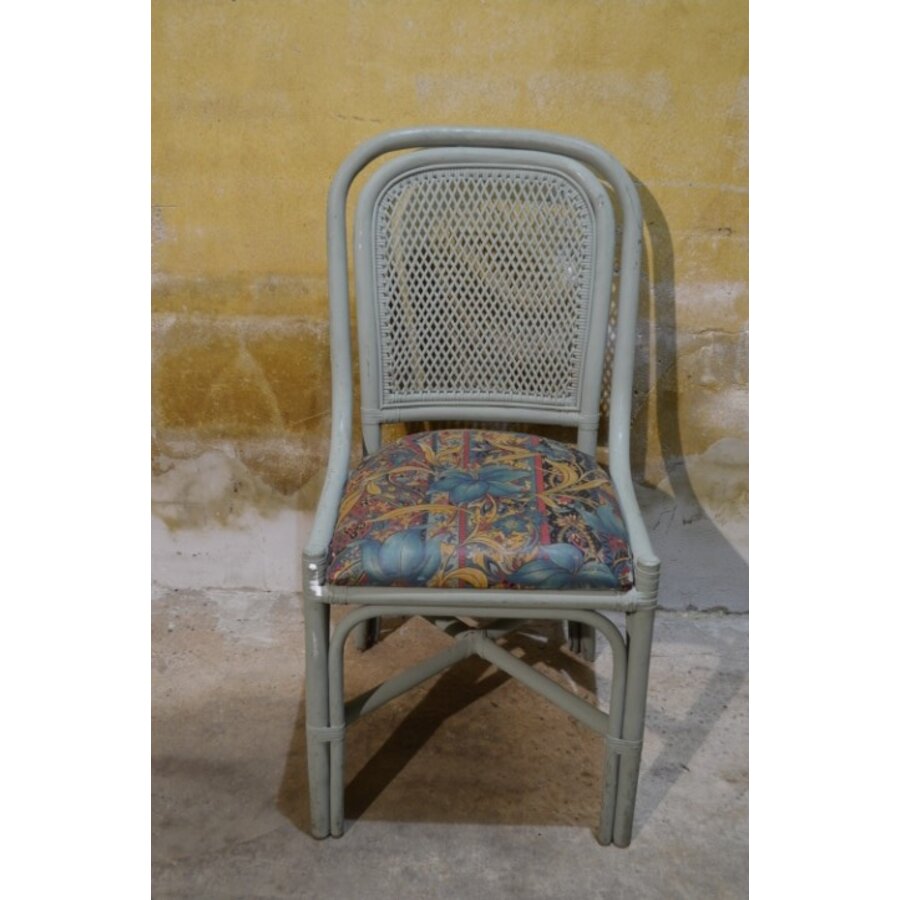 Vintage rotan stoel met stoffen zitting-1