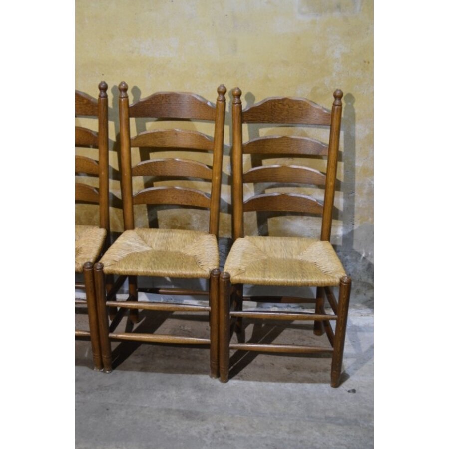 Set van 4 donker eiken knopstoelen-6