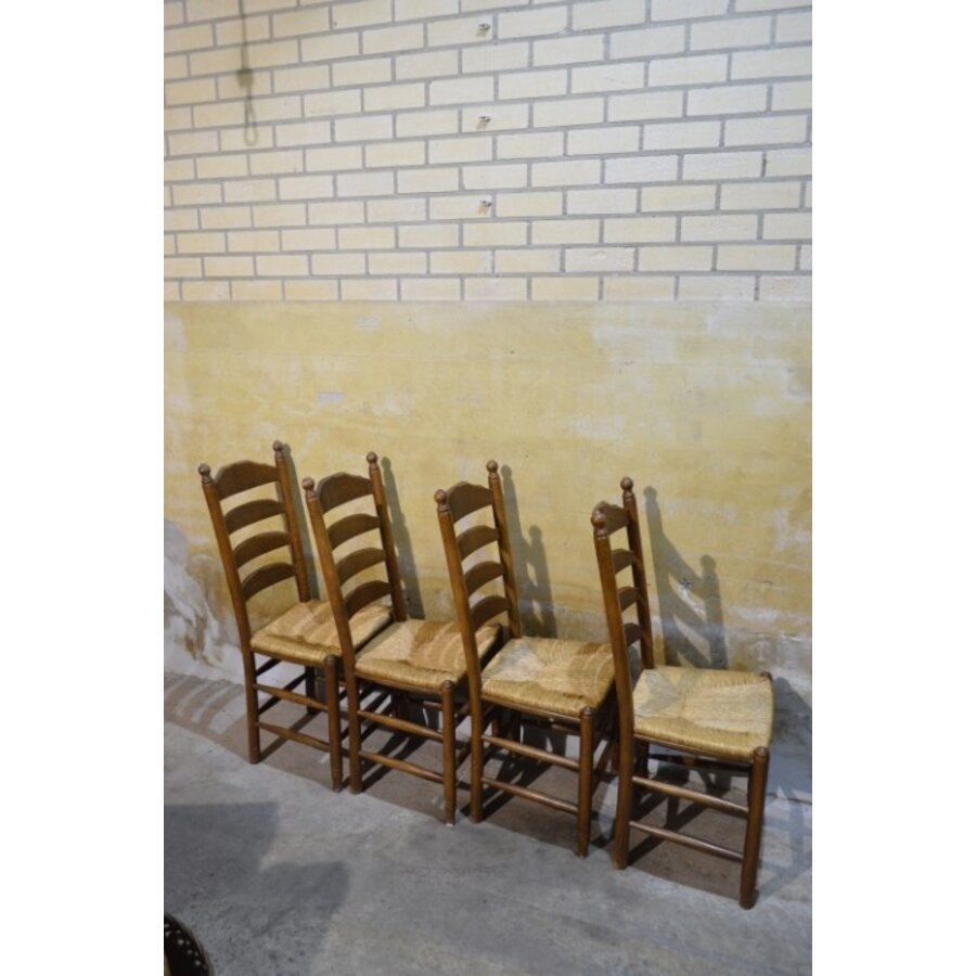 Set van 4 donker eiken knopstoelen-7