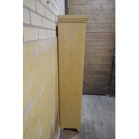 thumb-Smalle vitrinekast van massief vurenhout met glazen deur-5