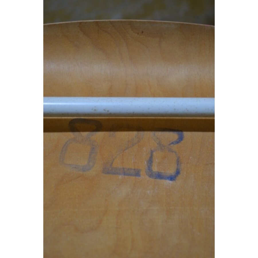 Vintage industriële stoel met zalmroze pagwood zitting-8