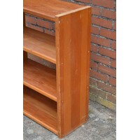 thumb-Compacte vintage grenen boekenkast met twee vaste planken-4