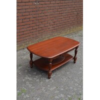 thumb-Eiken salontafel in mahoniekleur met afgeronde hoeken en onderplank-1