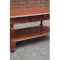 thumb-Eiken salontafel in mahoniekleur met afgeronde hoeken en onderplank-2
