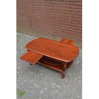 thumb-Eiken salontafel in mahoniekleur met afgeronde hoeken en onderplank-3