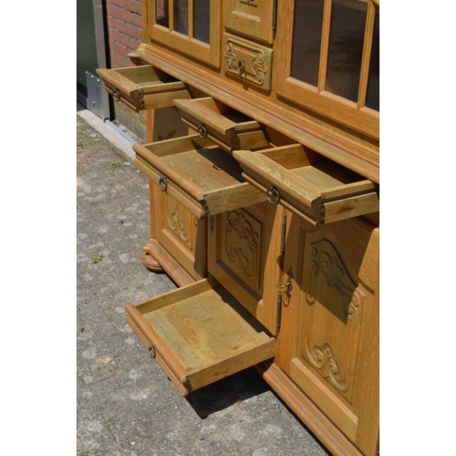 Tweedelige massief eiken buffetkast met glas en laden-4