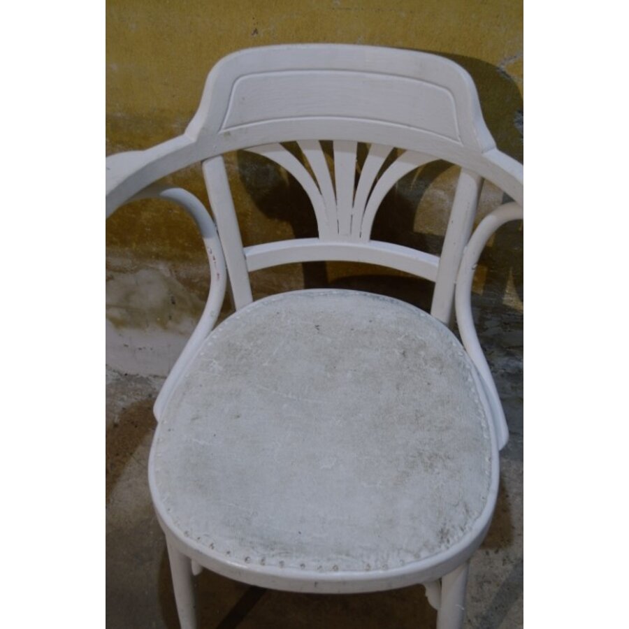 Echte Thonet armstoel met korte korenschoof rugleuning-2