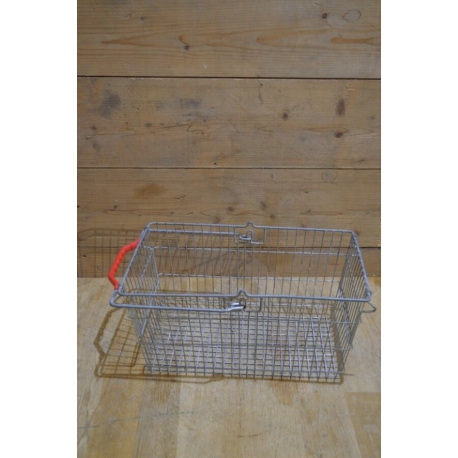 Vintage winkelmandje ijzerdraad rood kunststof-1
