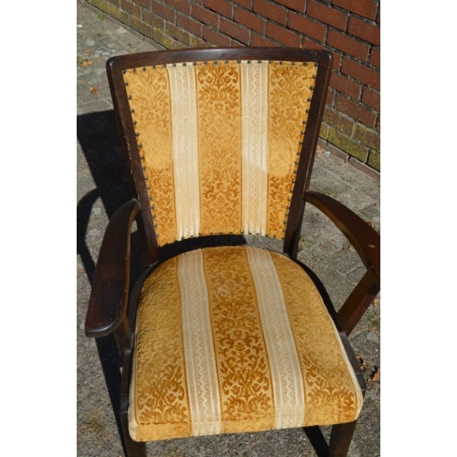 Eiken armstoel met stoffen zitting en rugleuning-3
