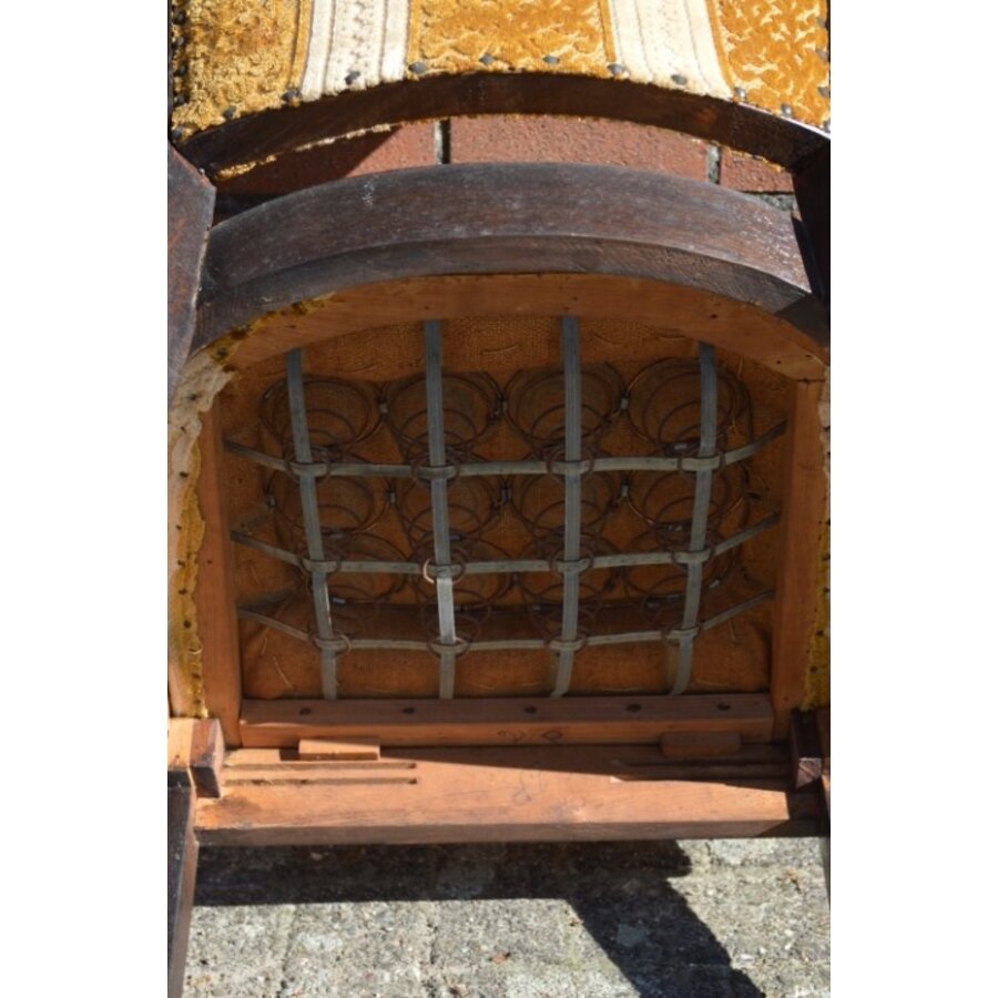 Eiken armstoel met stoffen zitting en rugleuning-8