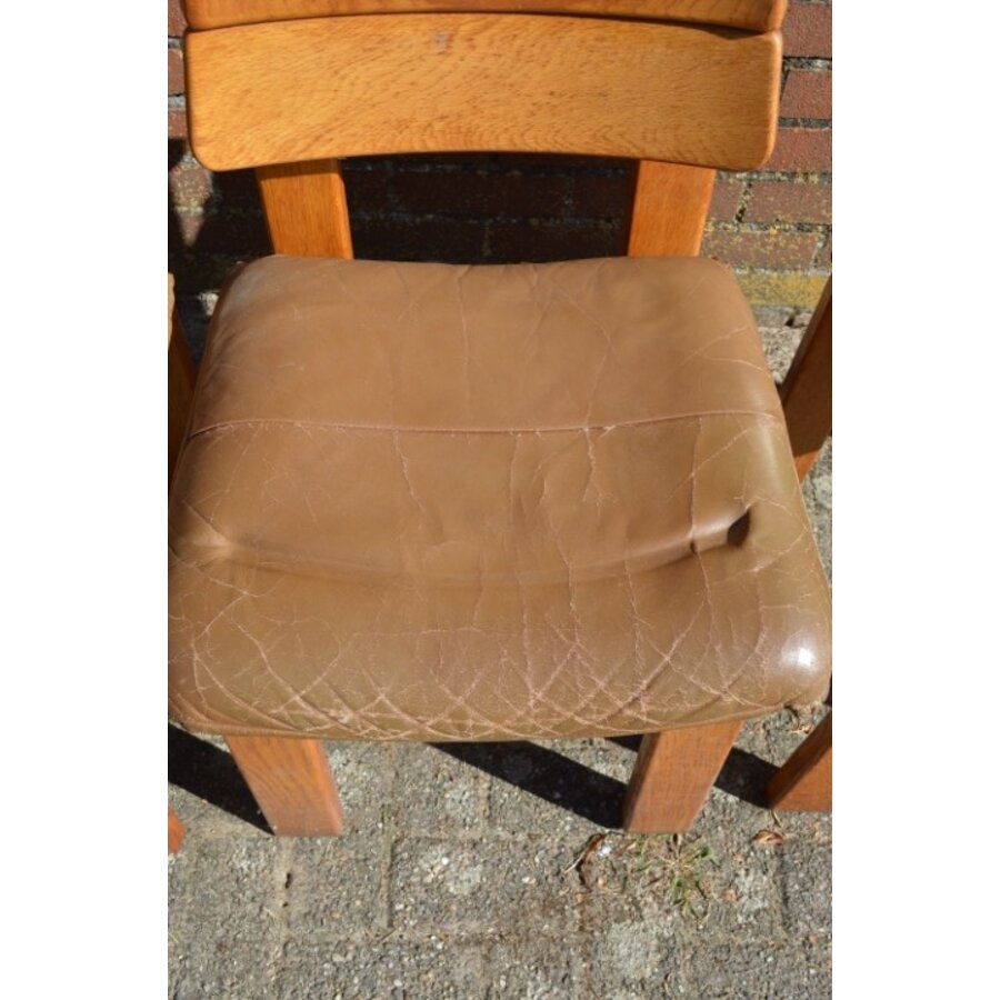 4 massief eiken brutalist stoelen-5