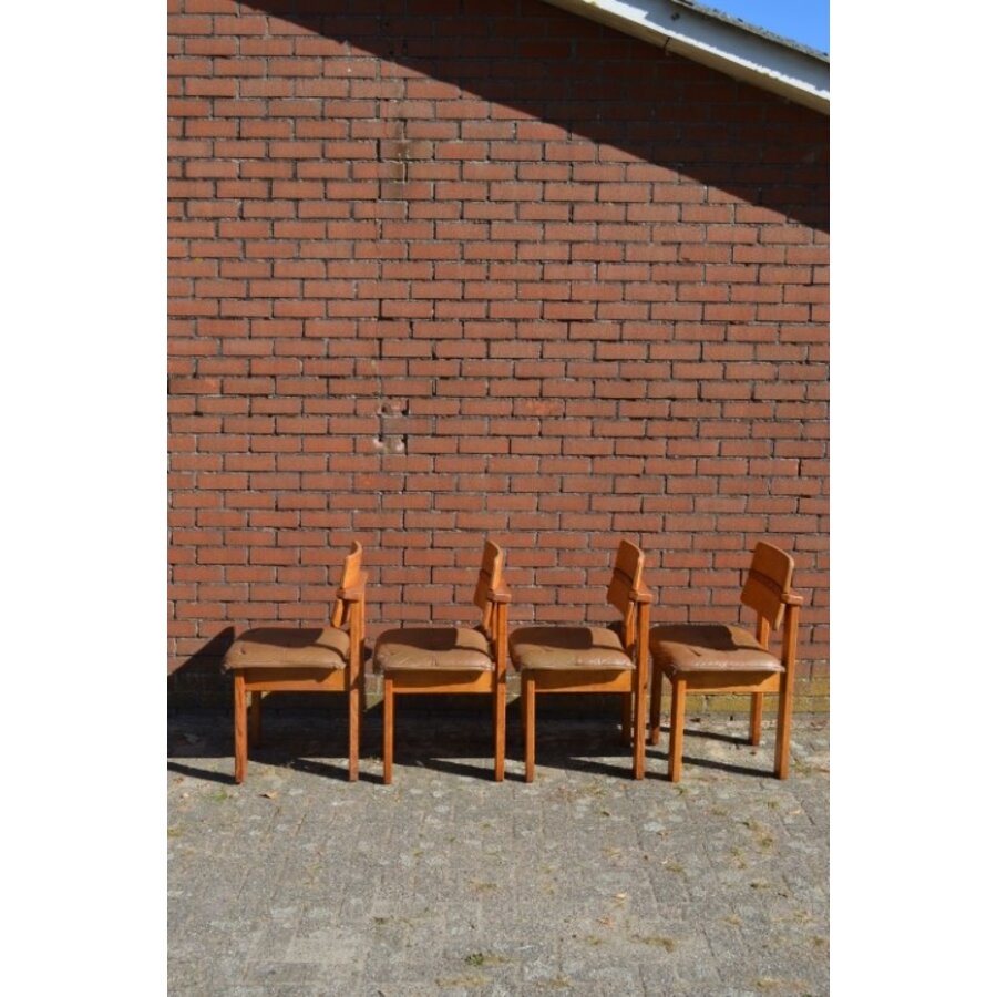 4 massief eiken brutalist stoelen-6