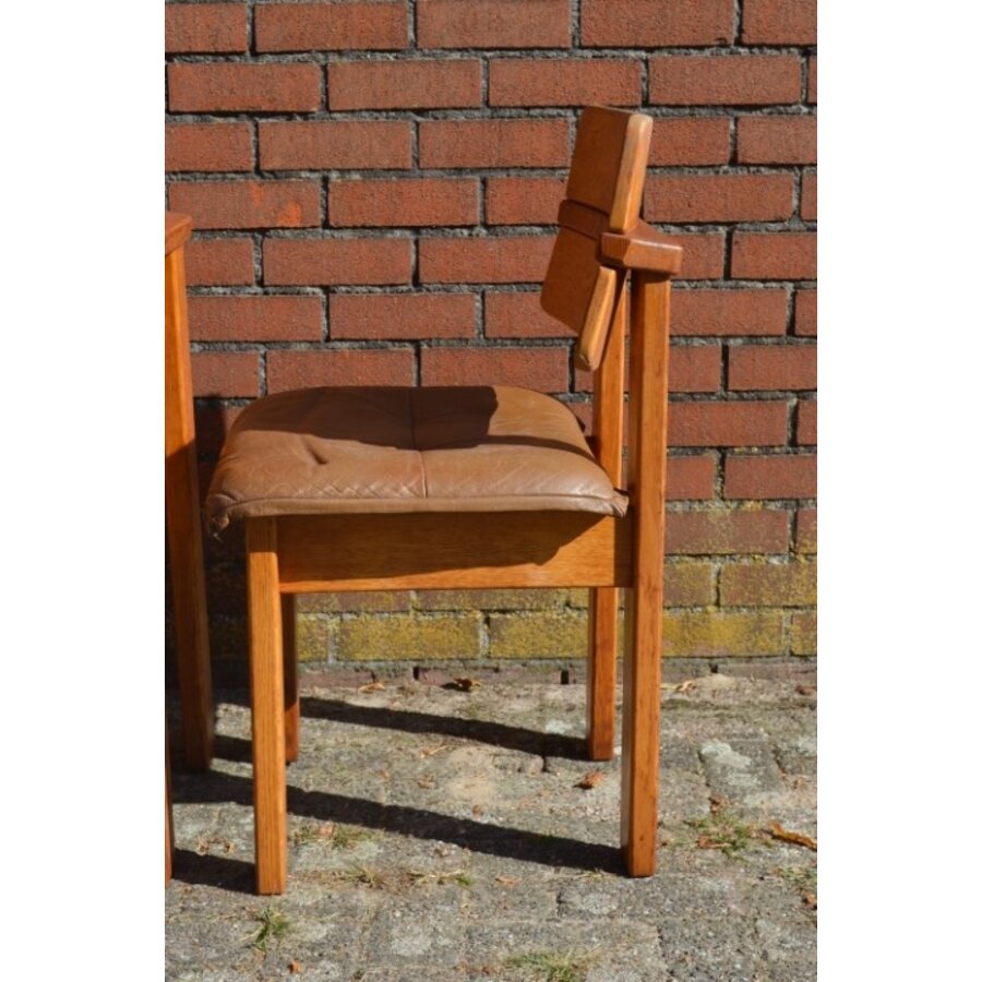 4 massief eiken brutalist stoelen-7