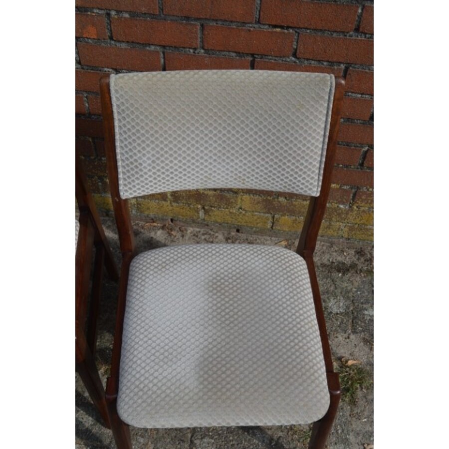 BAKO teak stoelen met stoffen zitting set van 4-3