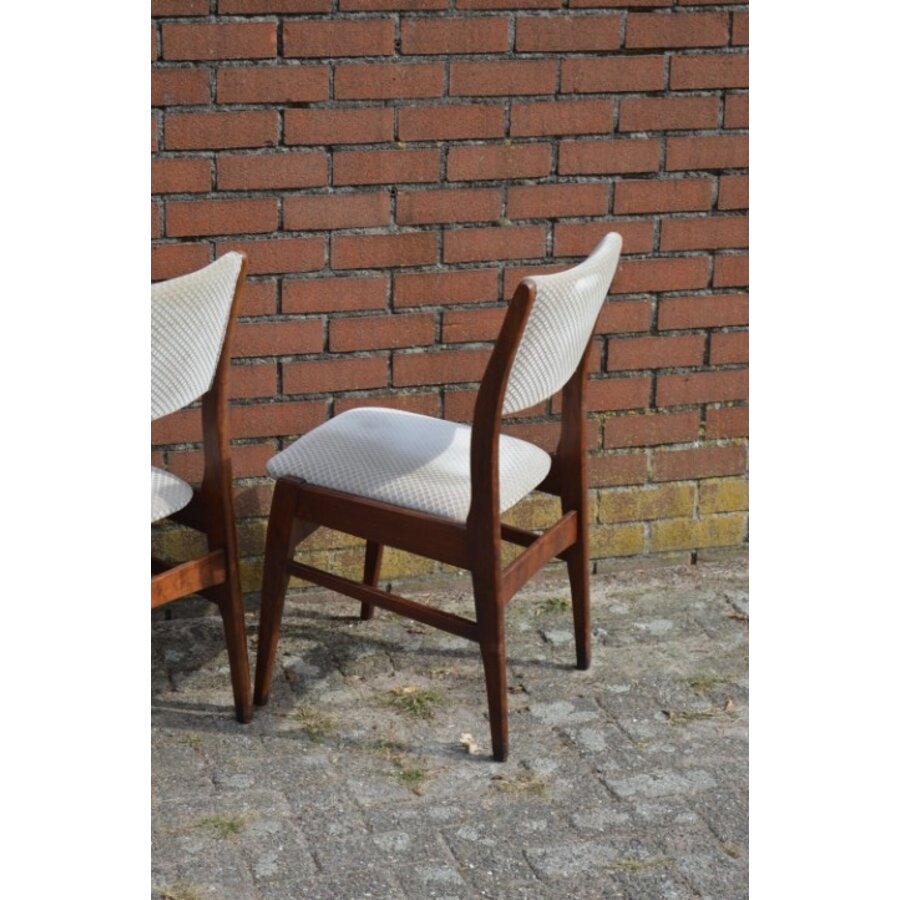 BAKO teak stoelen met stoffen zitting set van 4-8