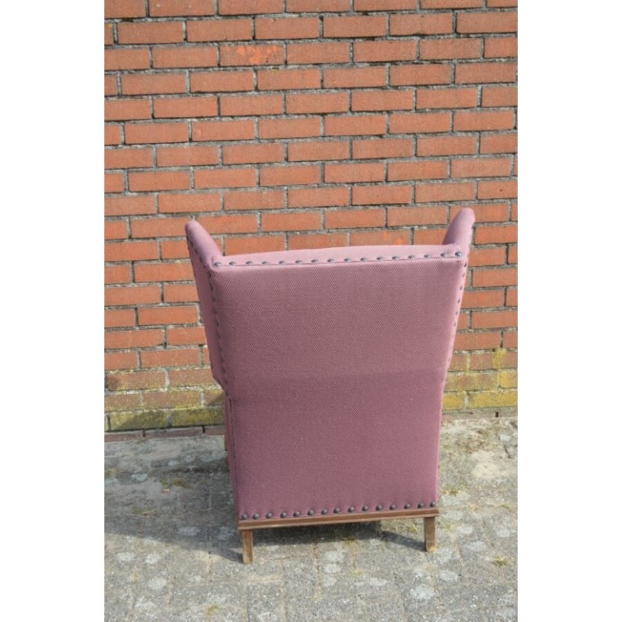 Engelse oorfauteuil met bordeaux stof-5