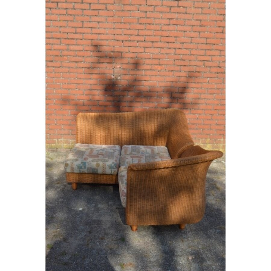 Rotan bank met retro kussens-3