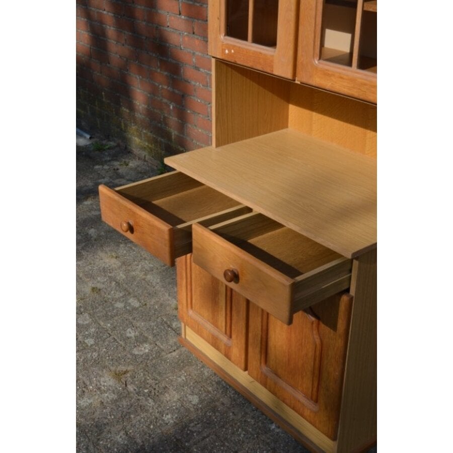 Landelijke buffetkast met vitrine opknapper-8
