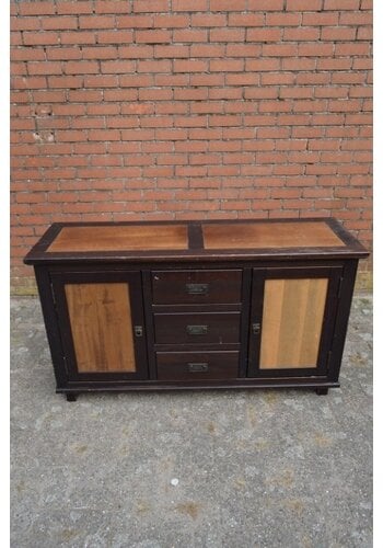 Koloniaal dressoir 