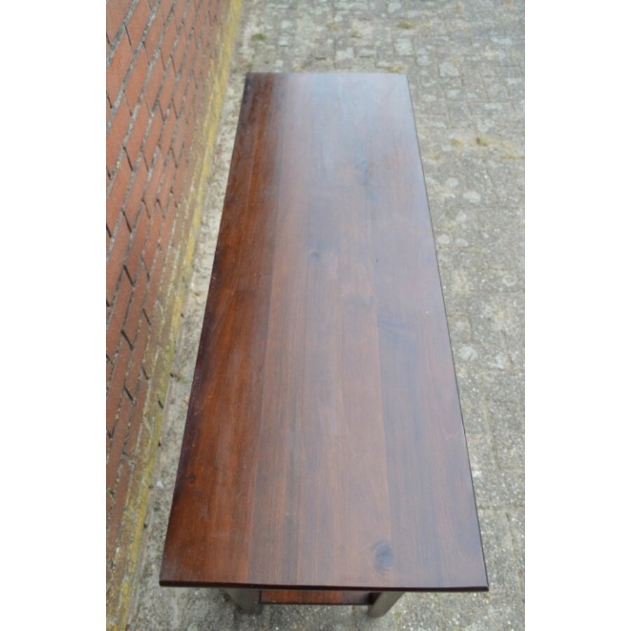 Koloniale sidetable met rotan lades en onderplank-5